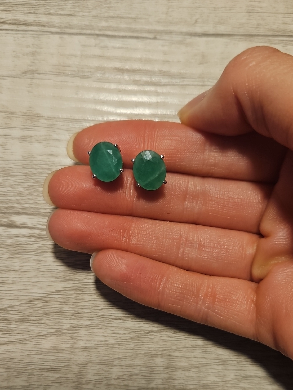 Green Oval Stone Stud Earrings - Unbranded